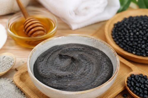 Cách dùng đậu đen dưỡng nhan