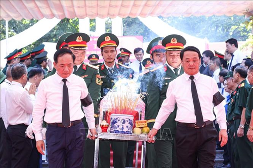 Lễ viếng, truy điệu và an táng 34 anh hùng liệt sĩ tại Tuyên Quang