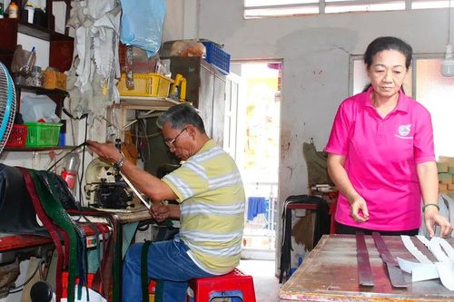 Những người vợ tần tảo