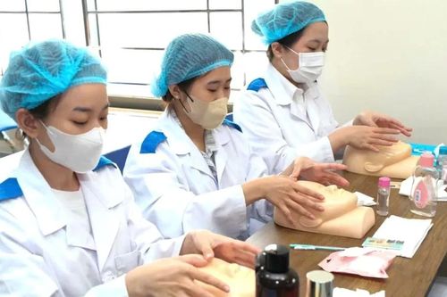 Đào tạo ngắn, cơ hội dài