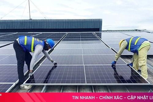 Phát triển điện mặt trời mái nhà ở khu kinh tế, cụm công nghiệp