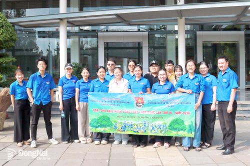 Chi đoàn Báo và Phát thanh, Truyền hình Đồng Nai ra quân hưởng ứng ngày Chủ nhật xanh