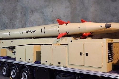 Hé lộ tên lửa đạn đạo đáng gờm của Iran
