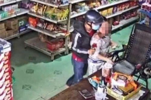 Tuyên án tử hình kẻ cướp 1,5 triệu đồng, đâm chết bà chủ tiệm tạp hóa