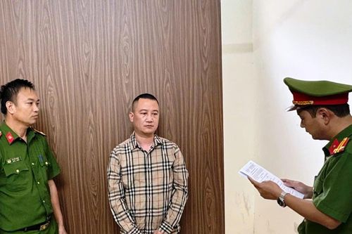 Khai thác trái phép hàng trăm tấn quặng antimon, 2 người bị khởi tố
