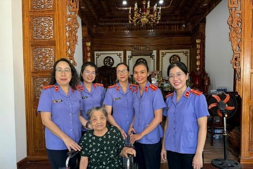 VKSND khu vực 2, TP Đà Nẵng tri ân nguyên lãnh đạo và gia đình thân nhân thương binh, liệt sĩ