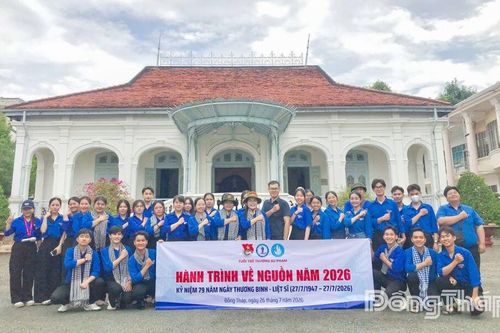 Tuổi trẻ Đồng Tháp về nguồn và trải nghiệm văn hóa truyền thống