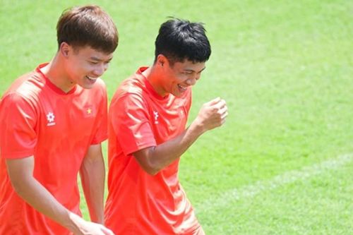 Đội tuyển Việt Nam và Thái Lan phô diễn sức mạnh áp đảo ở lượt trận mở màn ASEAN Cup 2026