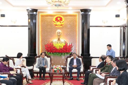 Phó Chủ tịch UBND tỉnh Lâm Đồng Nguyễn Minh làm việc với Tổ chức Tầm nhìn Thế giới tại Việt Nam
