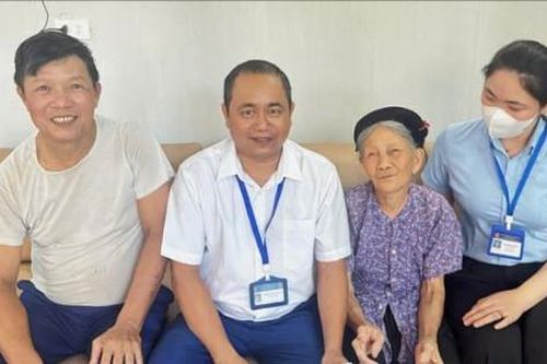 Cán bộ hành chính công: Khi lòng biết ơn hòa cùng tinh thần phục vụ nghĩa tình