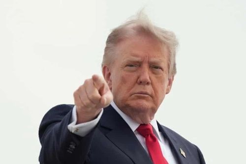 Tổng thống Trump cảnh báo sẽ có 'hành động quân sự mạnh mẽ' nếu đàm phán với Iran thất bại