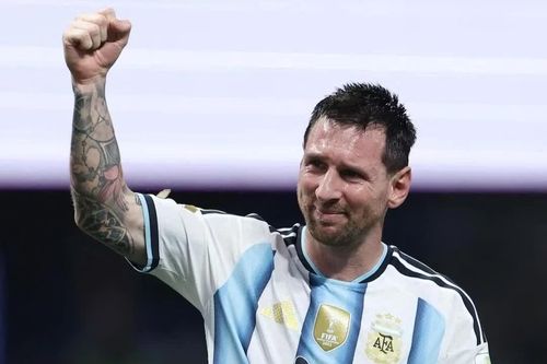 Vì sao Messi và Ronaldo chưa chịu giã từ ĐTQG sau World Cup 2026?