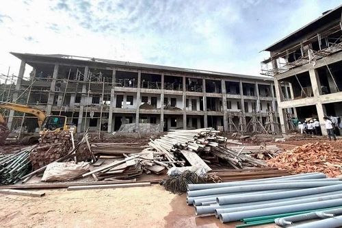 Điện Biên đề nghị hỗ trợ nhân lực tham gia thi công, hoàn thiện các dự án xây dựng trường nội trú liên cấp
