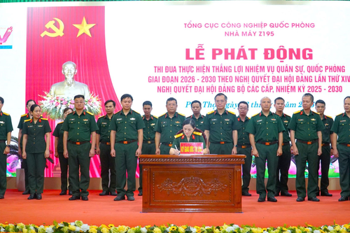 Nhà máy Z195 phát động phong trào thi đua thực hiện thắng lợi nhiệm vụ quân sự, quốc phòng