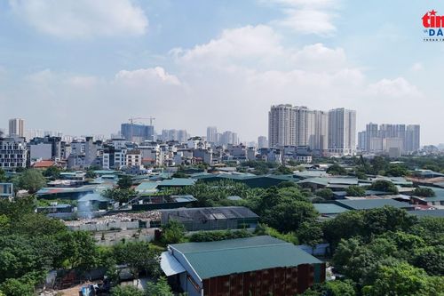 Ma trận nhà xưởng quây tôn trên đất nông nghiệp cạnh hiện trường vụ cháy Triều Khúc