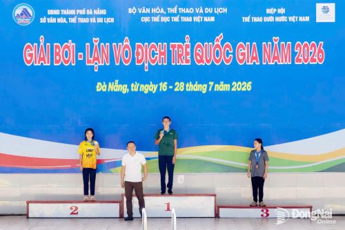 Kình ngư nhí Nguyễn Hồng Lê (Đồng Nai) giành cú đúp huy chương vàng, phá kỷ lục lứa tuổi Giải bơi vô địch trẻ quốc gia 2026