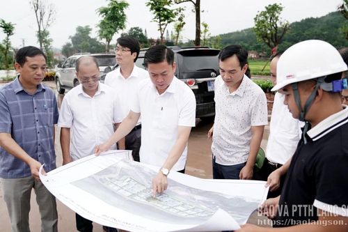 Lãnh đạo UBND tỉnh thị sát, xem xét địa điểm đề xuất thực hiện dự án Cụm Công nghiệp Bắc Lãng và kiểm tra tiến độ Cụm công nghiệp Đình Lập
