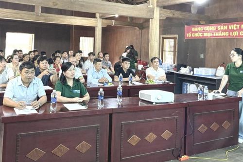 Tập huấn thuyết minh viên cộng đồng gắn với phát triển du lịch bền vững trong vùng Công viên địa chất Non nước Cao Bằng