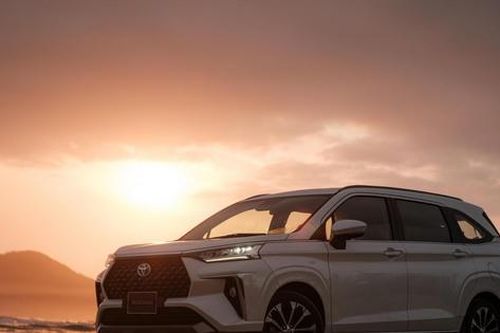 Toyota Veloz Cross tăng trưởng gần 62%, tạo sức ép lên Mitsubishi Xpander
