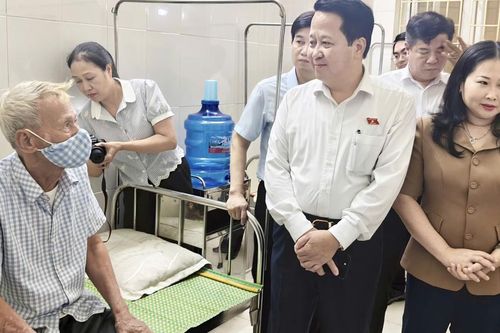 Khảo sát thực tế tại Lào Cai, kiến nghị tháo gỡ 'điểm nghẽn' nhân lực cho y tế cơ sở