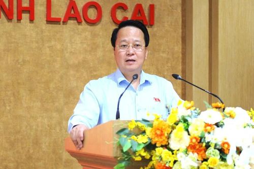 Lào Cai kiến nghị hoàn thiện chính sách phát triển nhân lực y tế cơ sở sau sắp xếp bộ máy