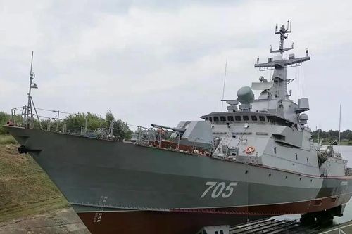 Tư lệnh Hải quân Nga hé lộ tàu không người lái lên tới 500 tấn