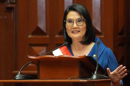 Bà Keiko Fujimori tuyên thệ nhậm chức Tổng thống Peru sau chiến thắng sít sao