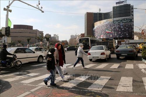Vì sao kinh tế Iran chưa sụp đổ dưới sức ép chiến tranh từ Mỹ?