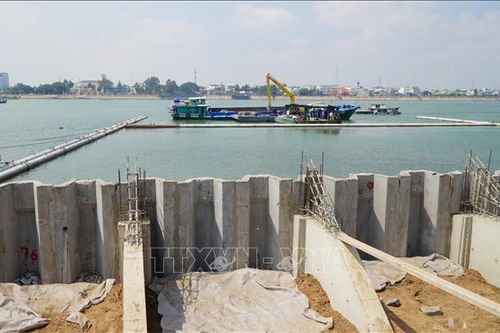 Dự án kè sông Tiền dự kiến hoàn thành sớm hơn 4 tháng
