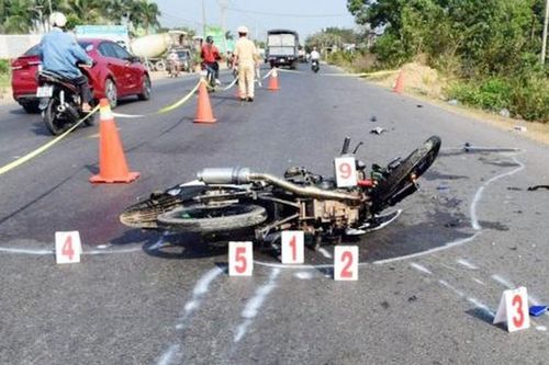 Vượt xe ẩu khiến 1 phụ nữ tử vong, tài xế bị đề nghị truy tố