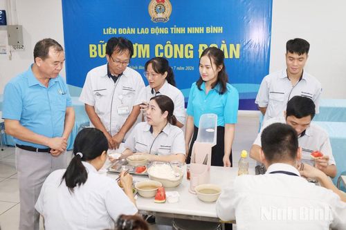 Tổ chức Chương trình “Bữa cơm Công đoàn” tại Công ty TNHH Minebea AccessSolutions Việt Nam