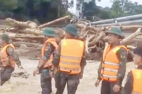 Drone trọng tải cao giành lại 'thời gian vàng' cứu nạn