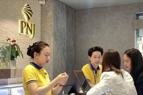 PNJ chi hơn 7.000 tỷ đồng mua lại kim cương từ khách hàng
