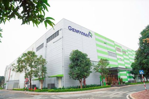 Genfarma đón nhận chứng chỉ GMP do Bộ Y tế cấp