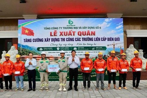 Điện Biên: 150 kỹ sư, công nhân chung sức xây dựng Trường nội trú liên cấp Nà Bủng