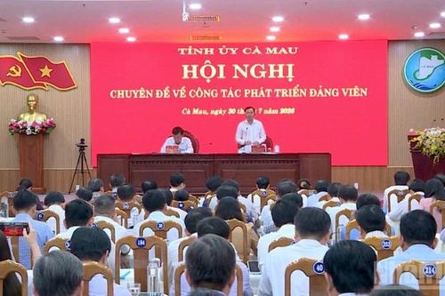 Cà Mau đẩy mạnh phát triển đảng viên cả về số lượng và chất lượng