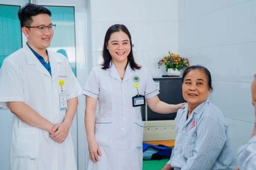 Khoảng 94,4 triệu lượt người khám, chữa bệnh bảo hiểm y tế trong 6 tháng đầu năm