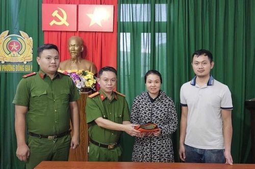 Gương người tốt việc tốt