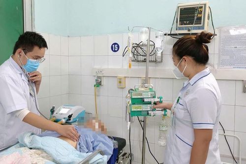 Mưa nắng thất thường kích hoạt cơn đột quỵ