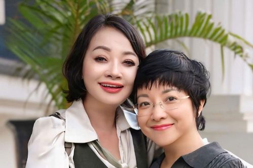 Góc khuất nương tựa của 2 bà mẹ đơn thân MC Thảo Vân và nghệ sĩ Trà My