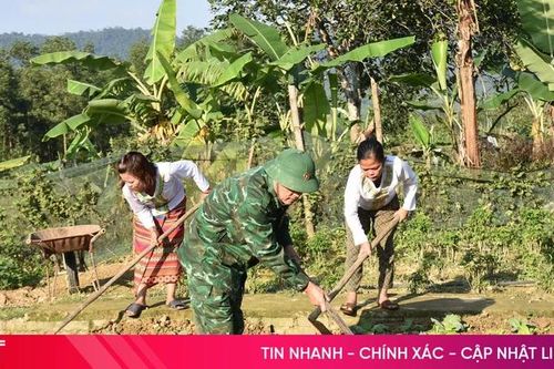 Sát cánh cùng người dân vùng biên thoát nghèo