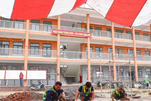 Điện Biên tăng tốc để hoàn thành 9 trường nội trú liên cấp trước năm học mới