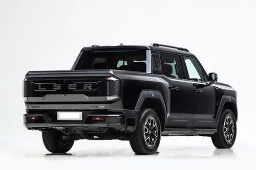 Xe bán tải cỡ lớn, công suất 892 mã lực, giá hơn 1,4 tỷ đồng