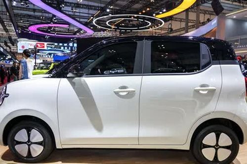 Xe điện mini thiết kế đẹp, giá chưa tới 230 triệu đồng