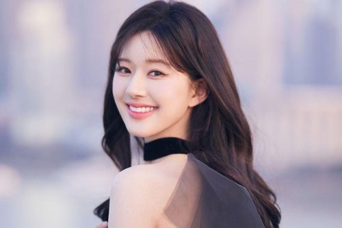 Triệu Lộ Tư công khai tuyển kịch bản phim
