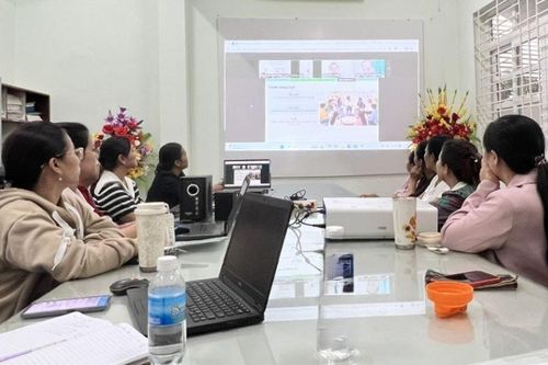 Viện Dinh dưỡng tổ chức nói chuyện chuyên đề về chăm sóc dinh dưỡng hợp lý cho trẻ em