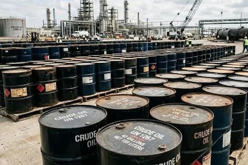 Giá dầu hôm nay 30/7: Tăng gần 8% do lo ngại gián đoạn nguồn cung