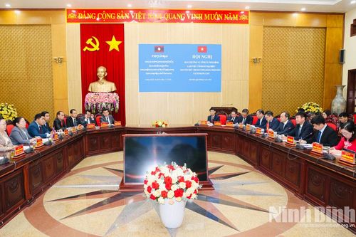 Ban Thường vụ Tỉnh ủy Ninh Bình làm việc với Đoàn đại biểu Ban Tổ chức Trung ương Đảng Nhân dân Cách mạng Lào