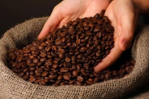 Ngày 30/7: Giá cà phê tiếp tục bứt phá, hồ tiêu tăng mạnh