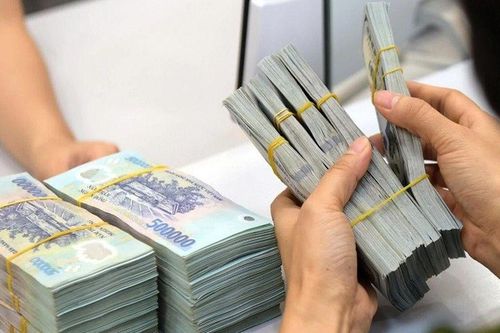 Lãi suất ngân hàng ngày 30/7: Chênh lệch lớn giữa gửi online và tại quầy